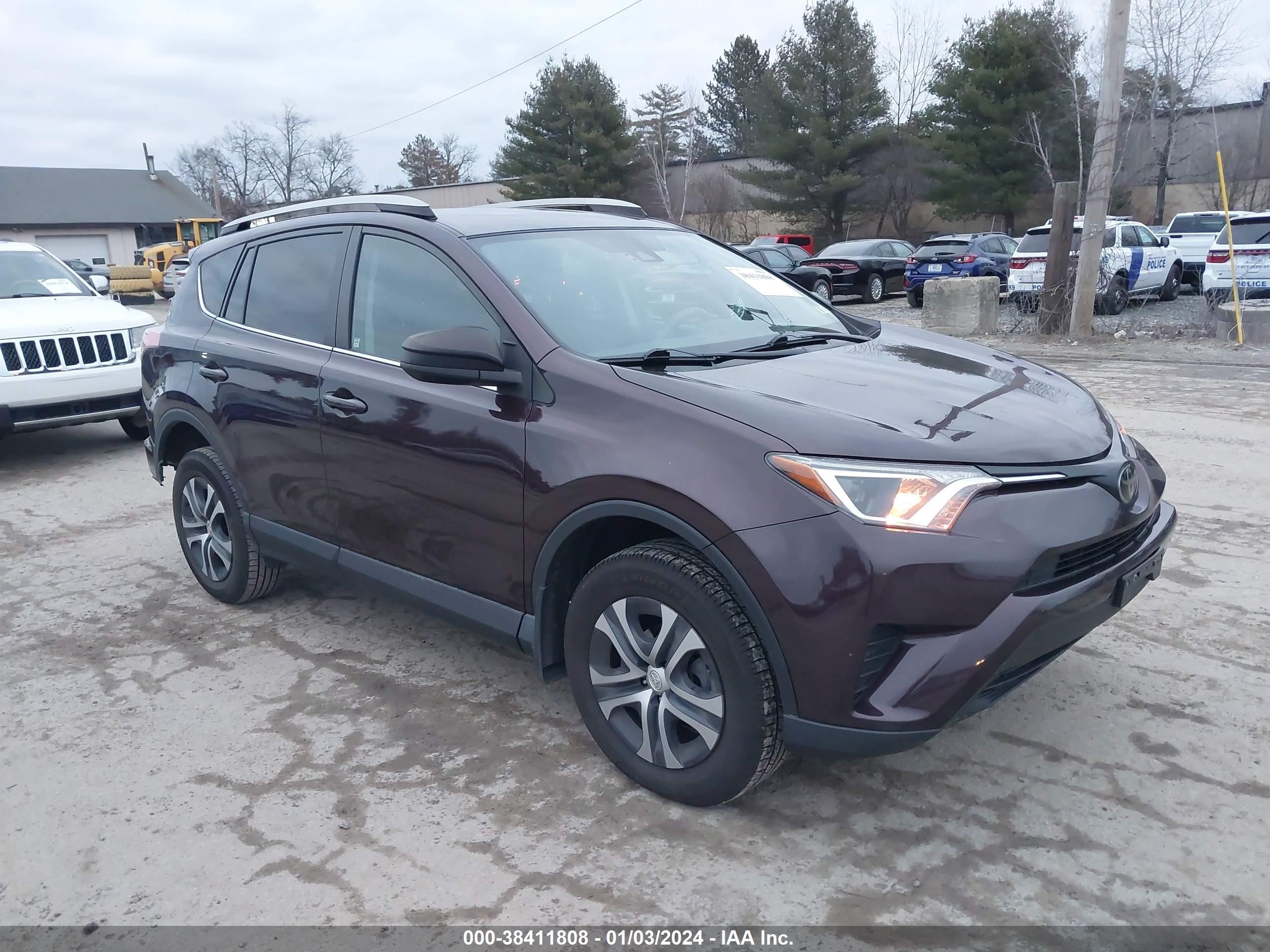 TOYOTA RAV 4 2018 2t3bfrev9jw830568