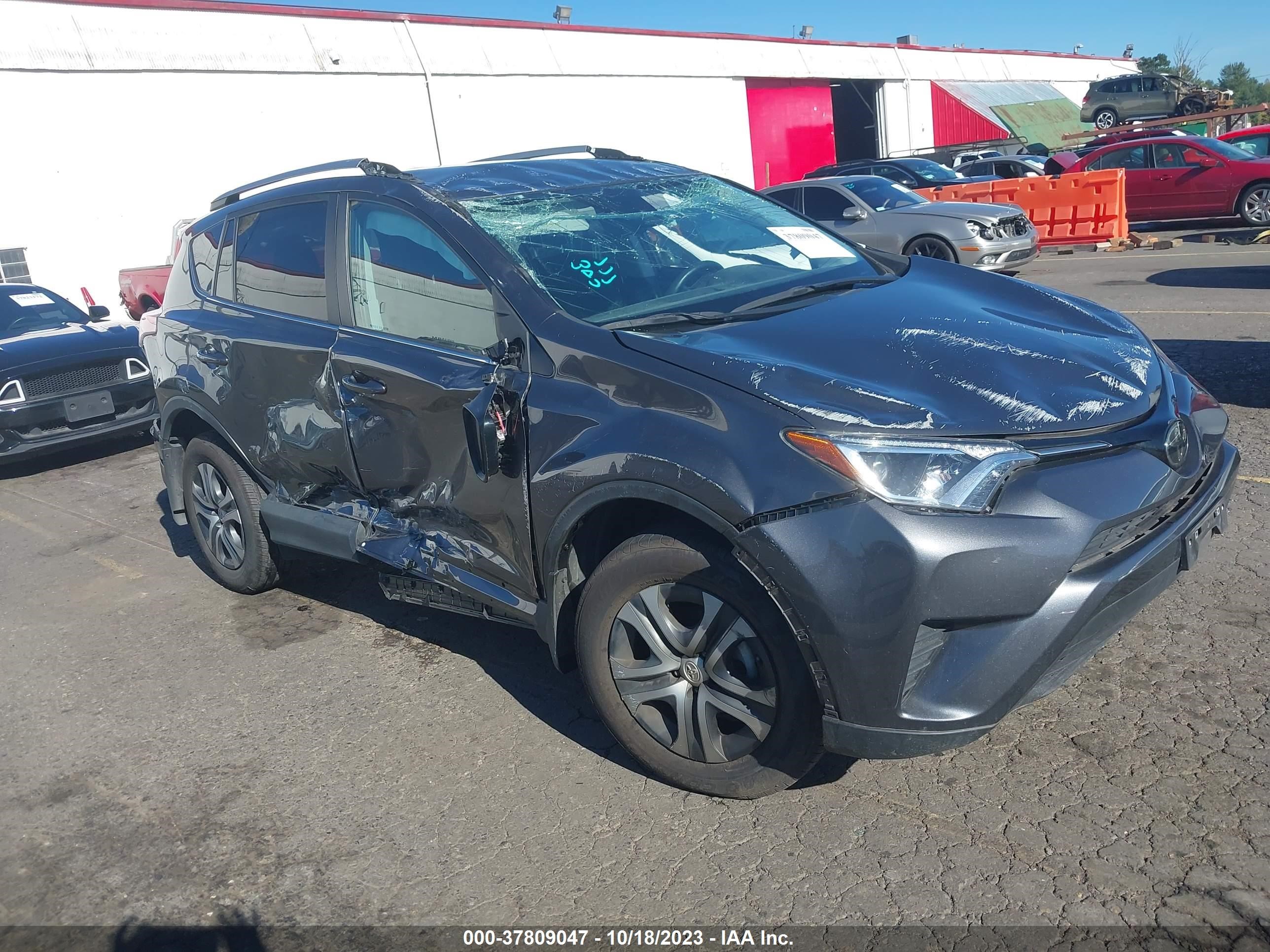 TOYOTA RAV 4 2018 2t3bfrevxjw857004