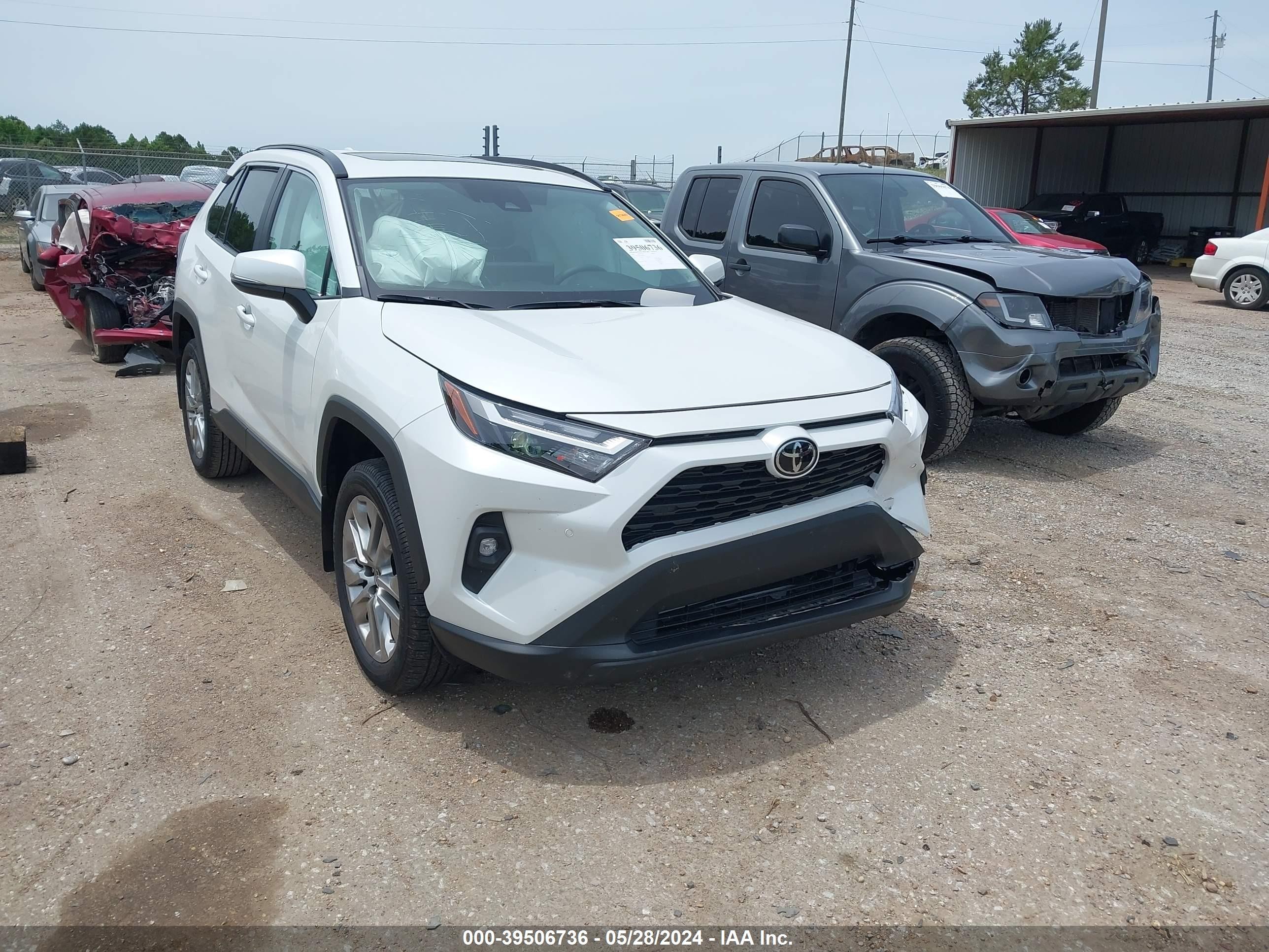 TOYOTA RAV 4 2024 2t3c1rfv1rw305324