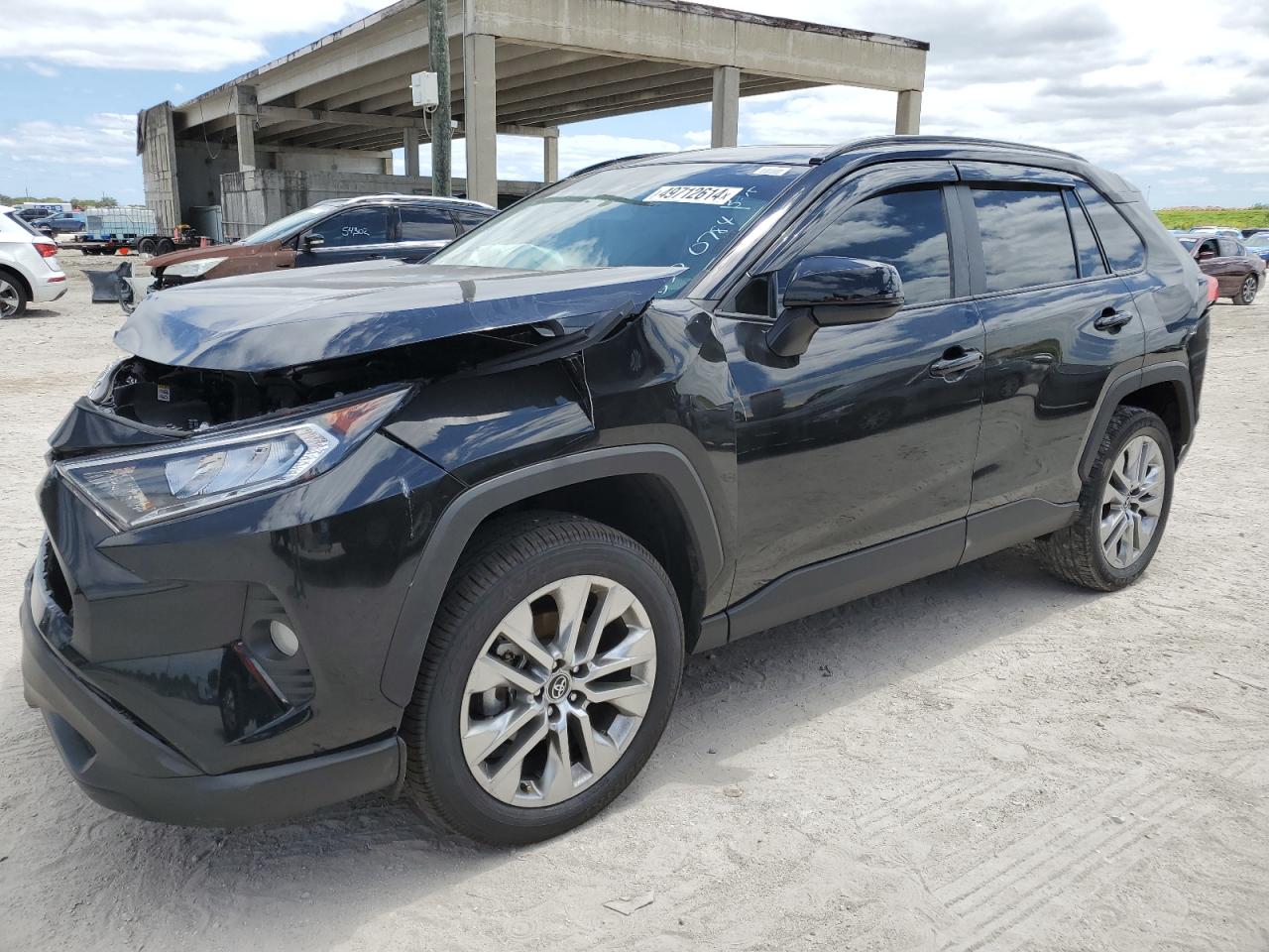 TOYOTA RAV 4 2021 2t3c1rfv7mw120784