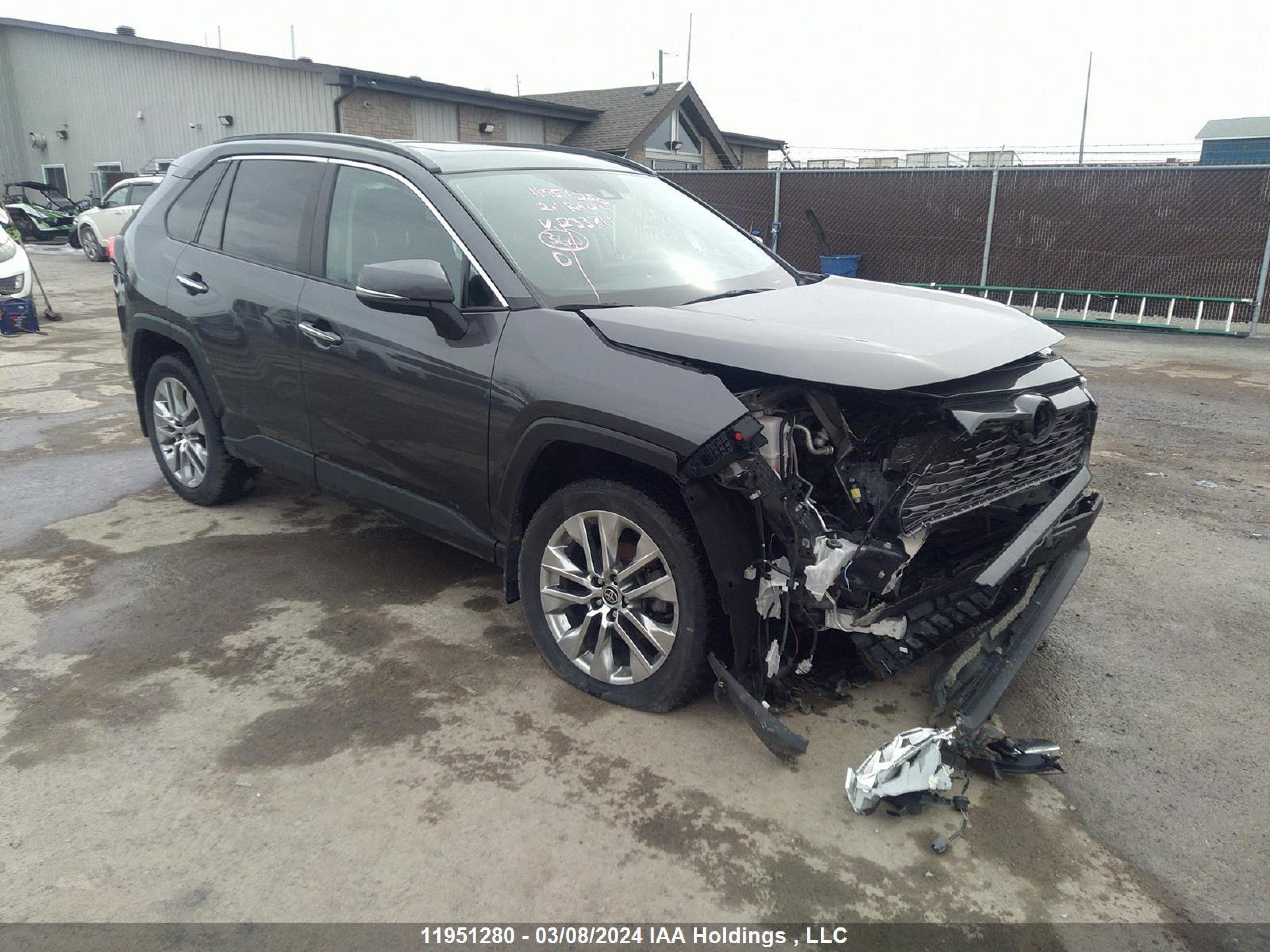 TOYOTA RAV 4 2021 2t3d1rfv0mc233711