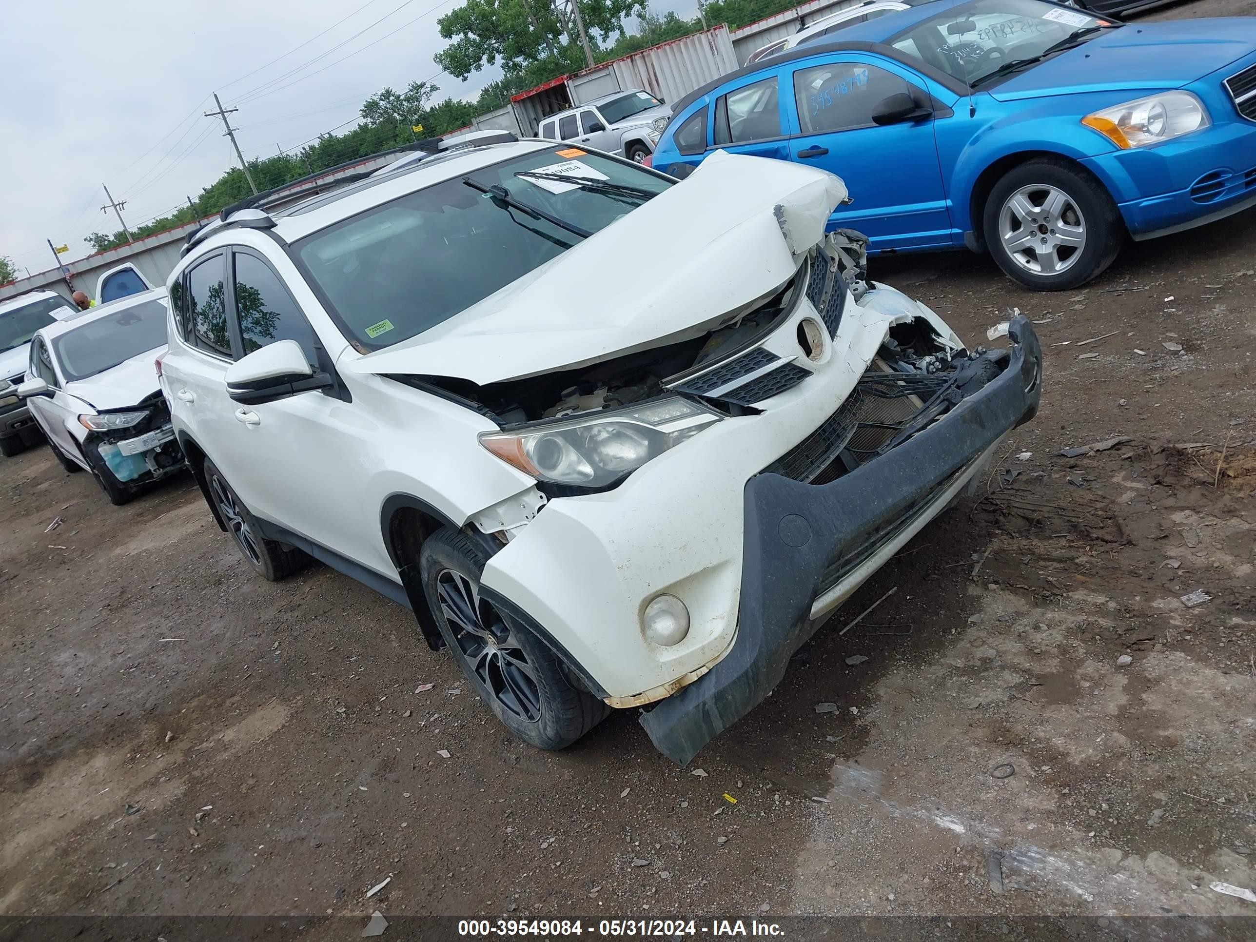 TOYOTA RAV 4 2015 2t3dfrev0fw329262