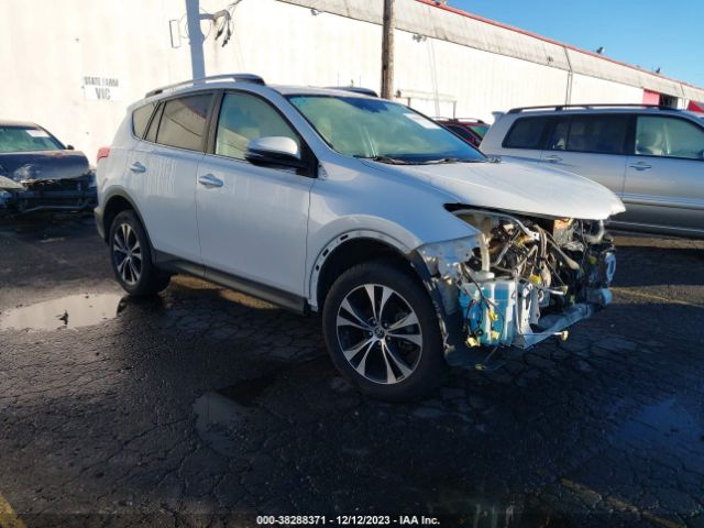 TOYOTA RAV4 2015 2t3dfrev2fw285135