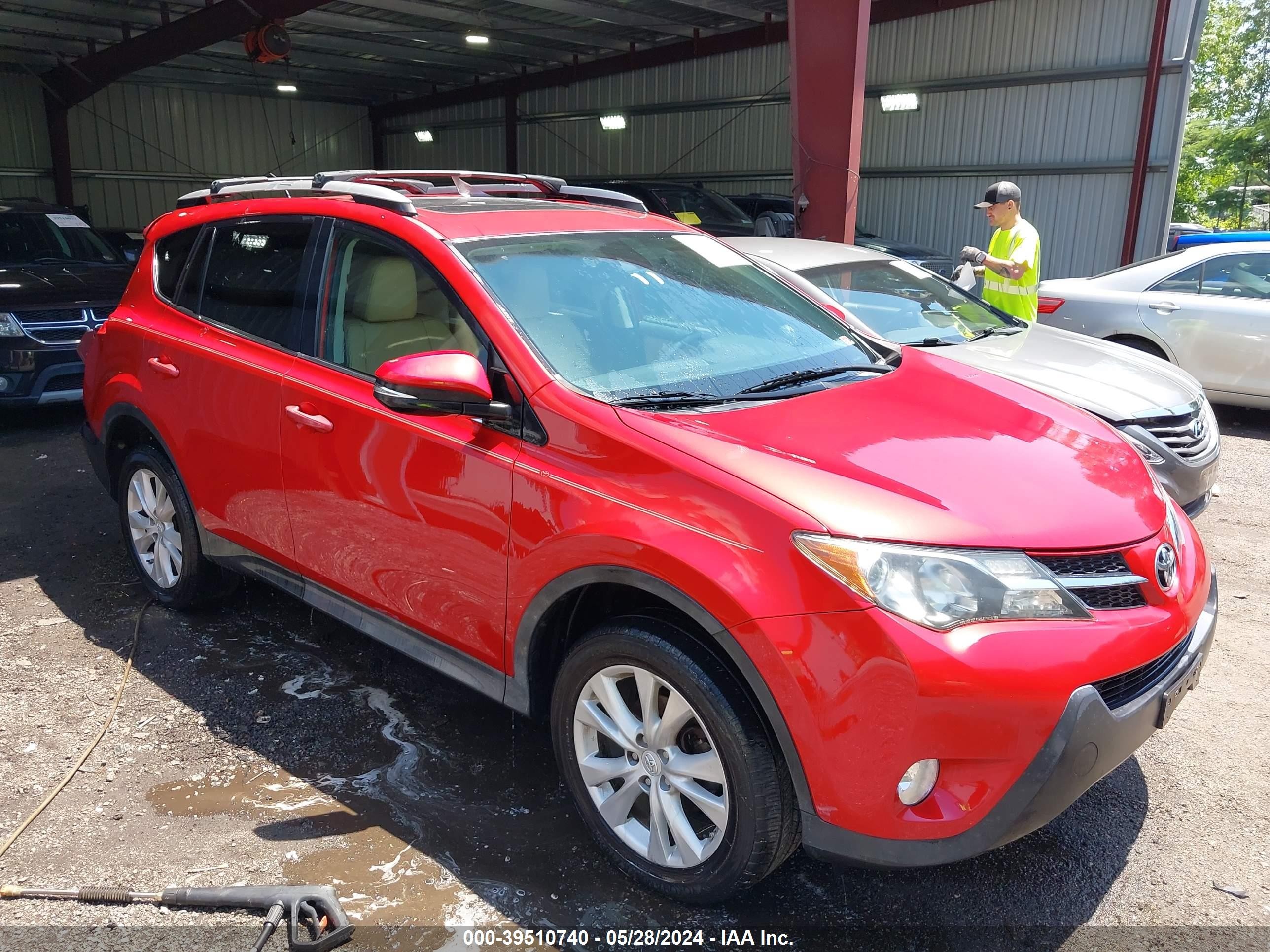 TOYOTA RAV 4 2015 2t3dfrev2fw345169