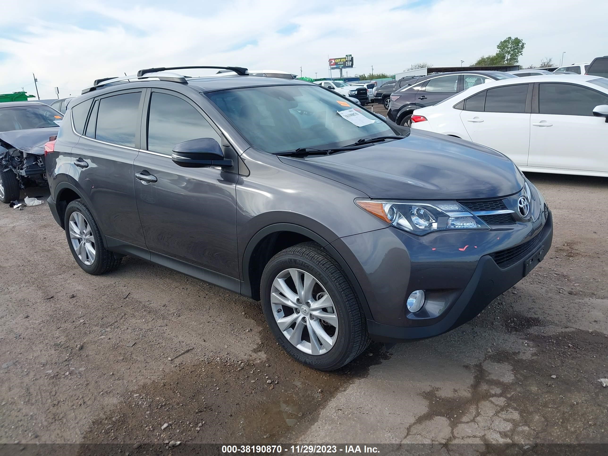 TOYOTA RAV 4 2015 2t3dfrev3fw377306