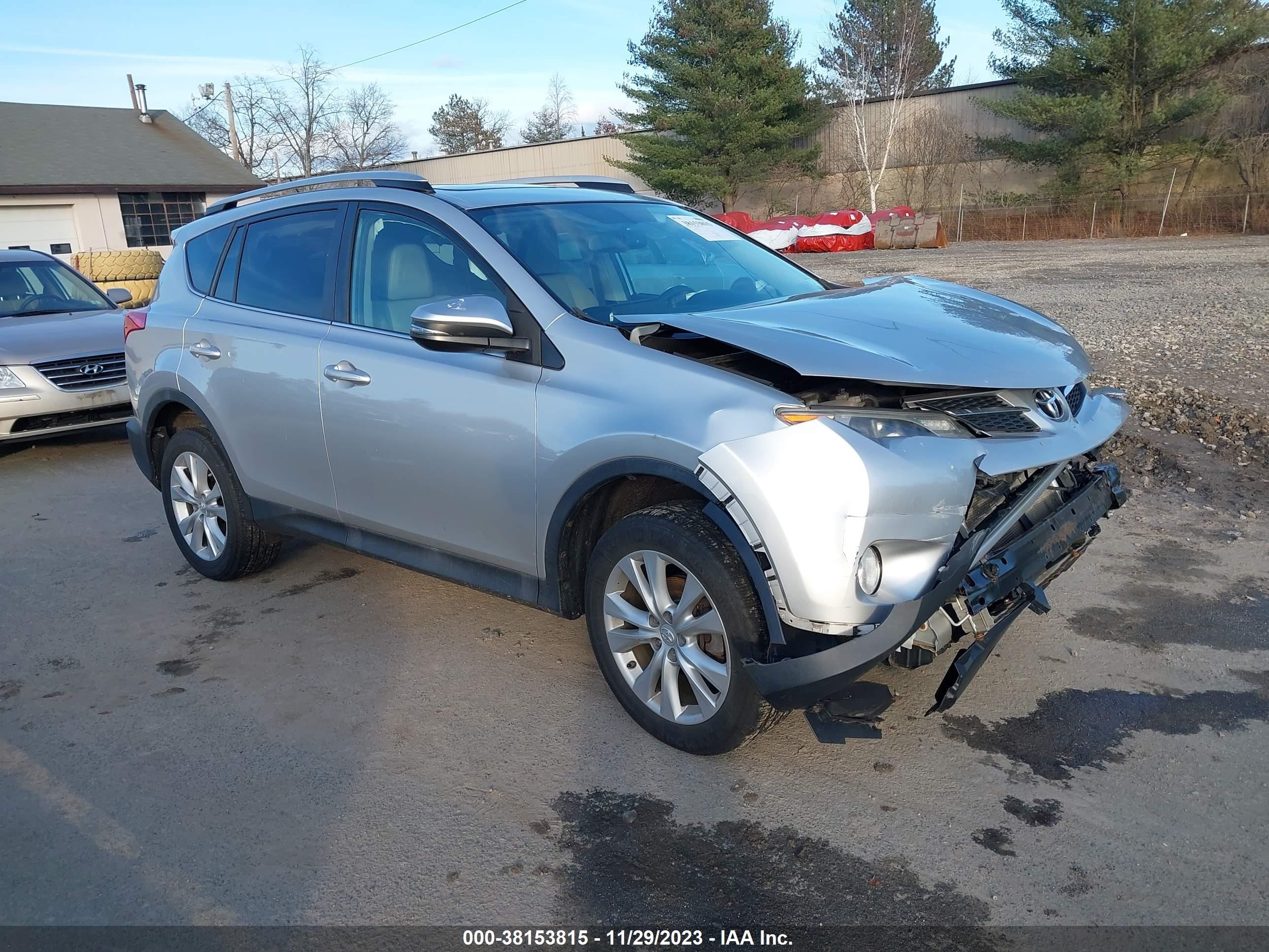 TOYOTA RAV 4 2015 2t3dfrev7fw287575