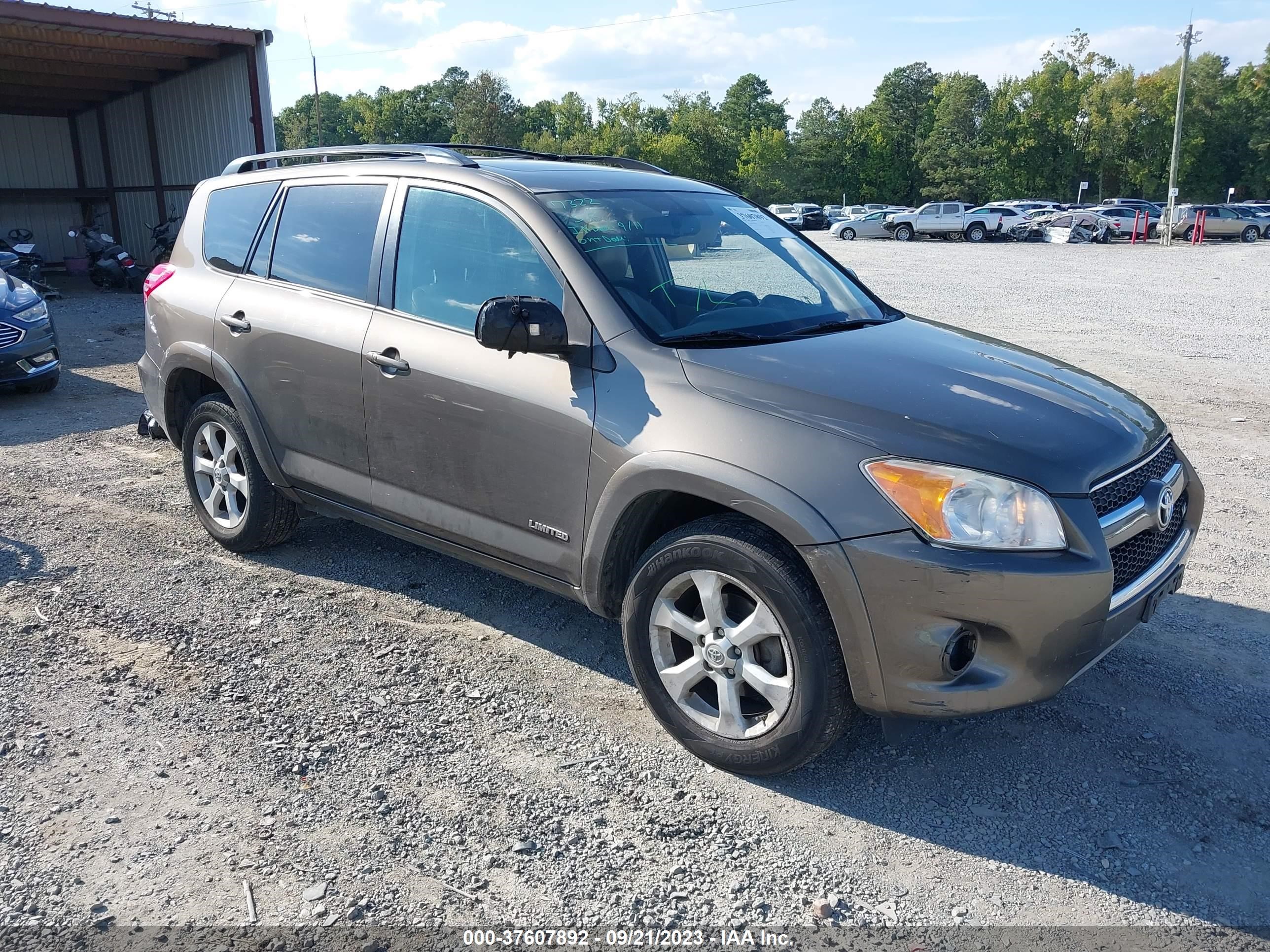 TOYOTA RAV 4 2011 2t3dk4dv7bw061921