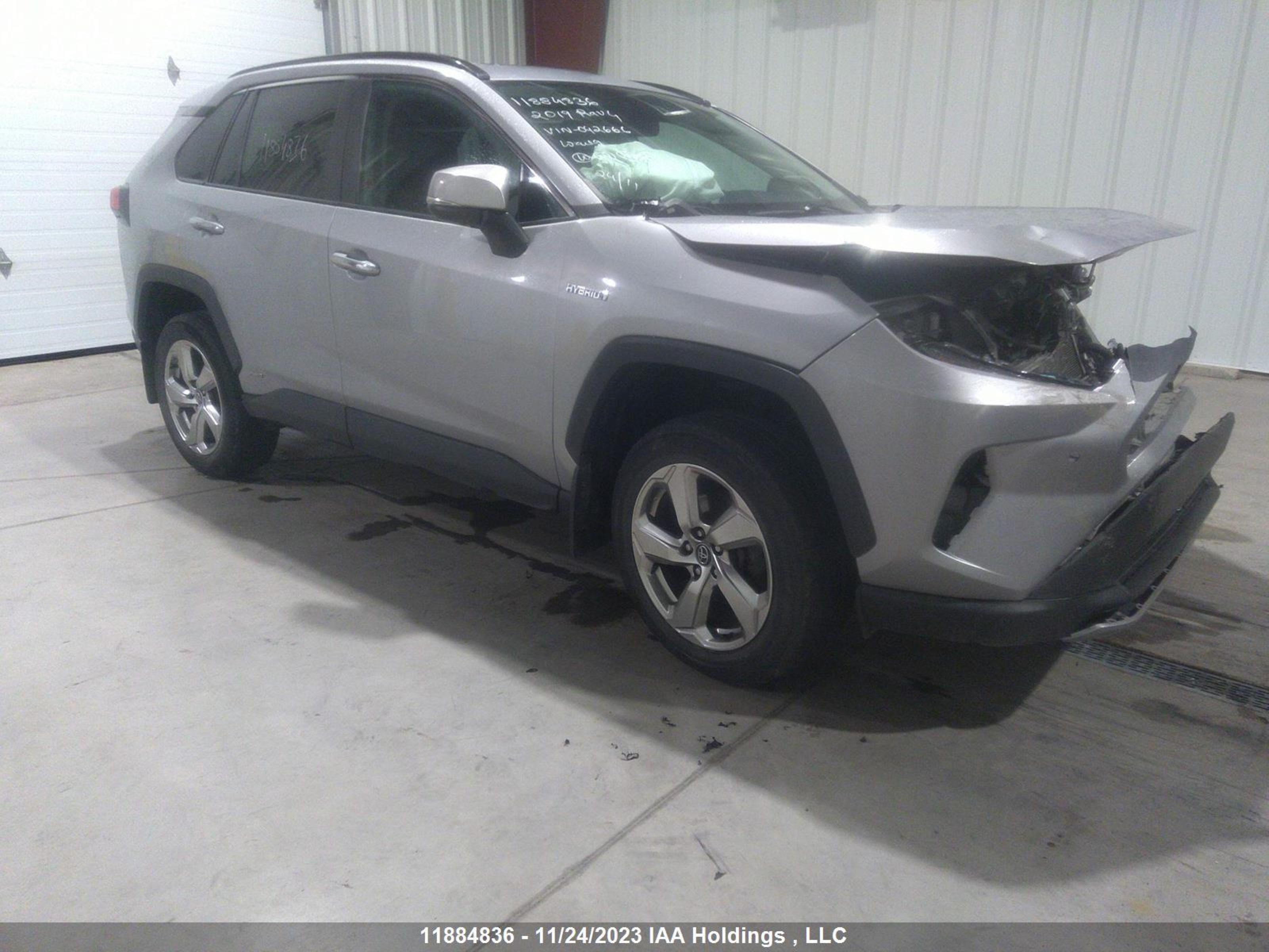 TOYOTA RAV 4 2019 2t3dwrfv1kw042666