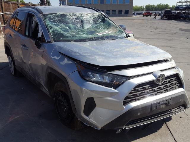 TOYOTA RAV4 LE 2019 2t3f1rfv2kc049585