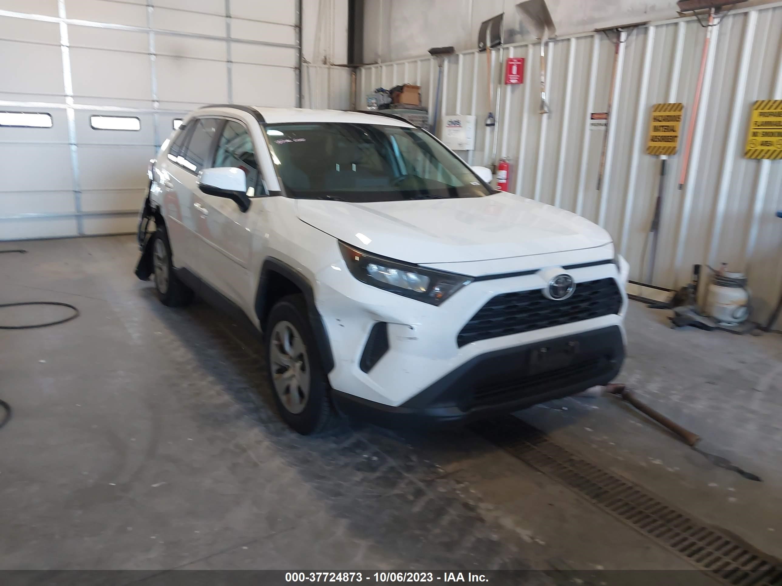 TOYOTA RAV 4 2021 2t3g1rfv2mc158541