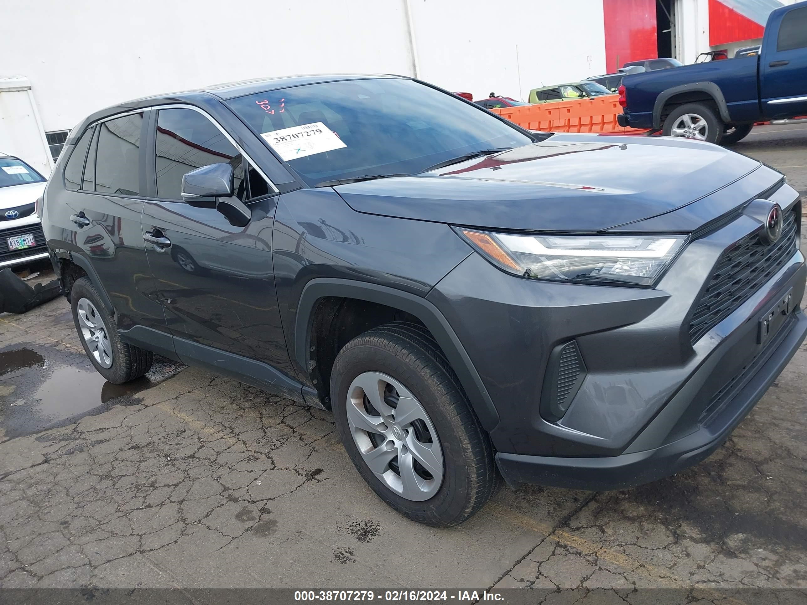 TOYOTA RAV 4 2023 2t3g1rfv3pc350880