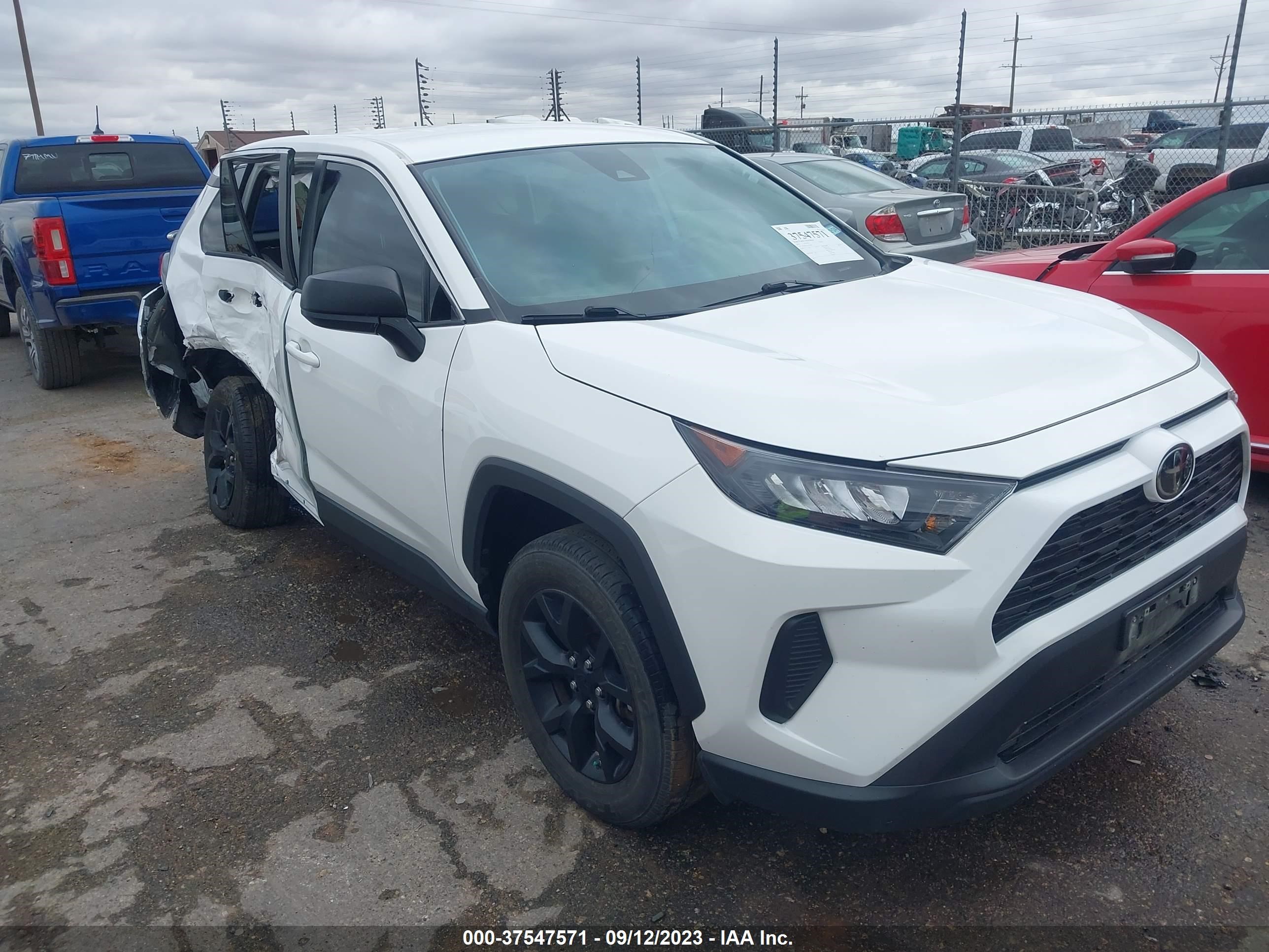 TOYOTA RAV 4 2022 2t3h1rfv1nc180097