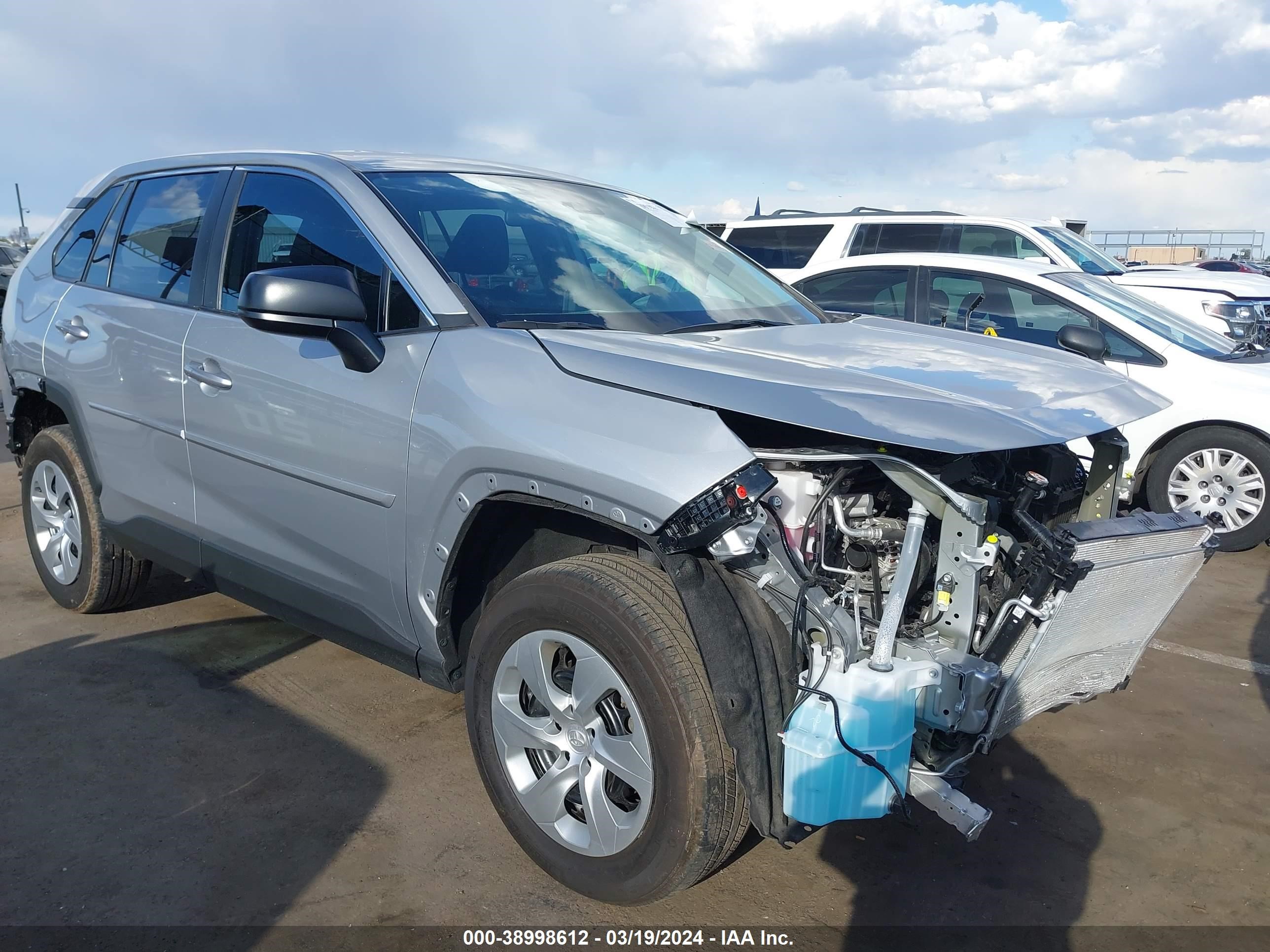 TOYOTA RAV 4 2023 2t3h1rfv9pw242038