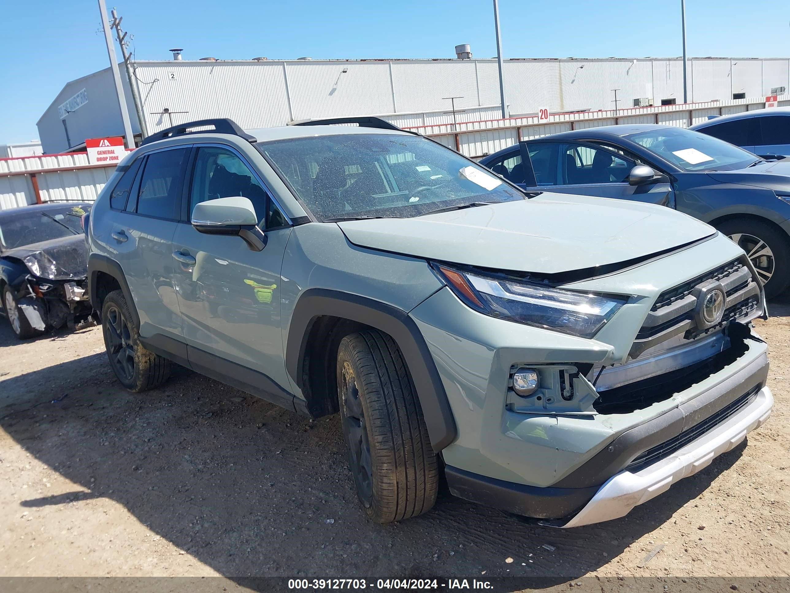 TOYOTA RAV 4 2023 2t3j1rfv3pw359745