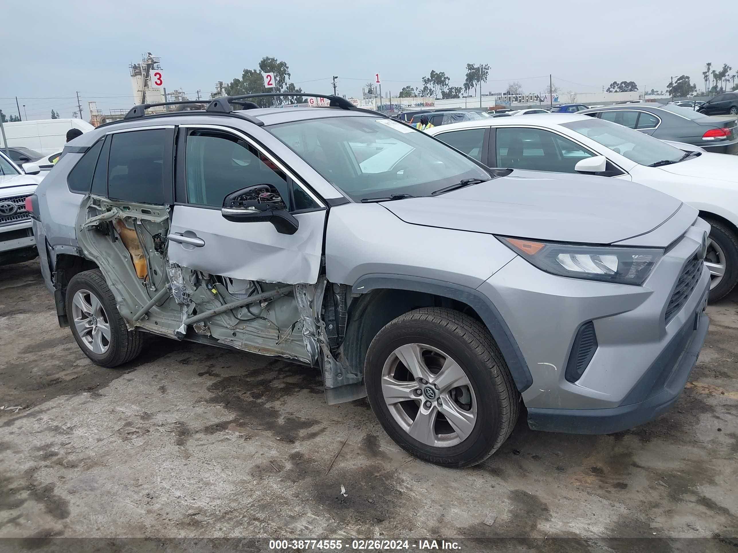 TOYOTA RAV 4 2019 2t3k1rfv0kw006750