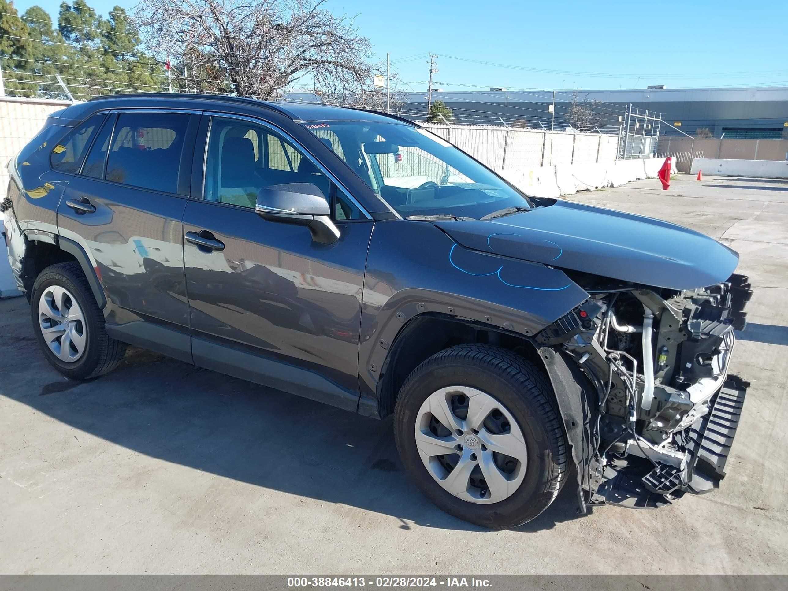 TOYOTA RAV 4 2019 2t3k1rfv1kw011567