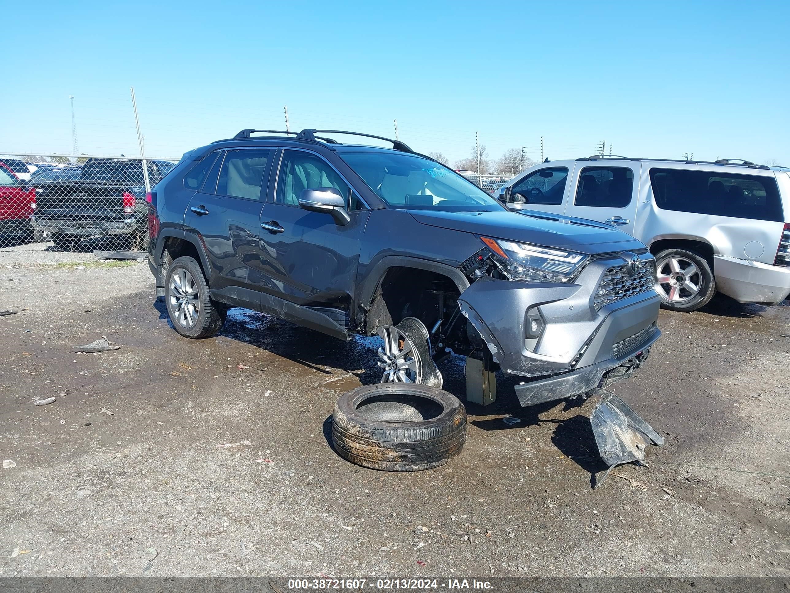 TOYOTA RAV 4 2024 2t3n1rfv2rw414870