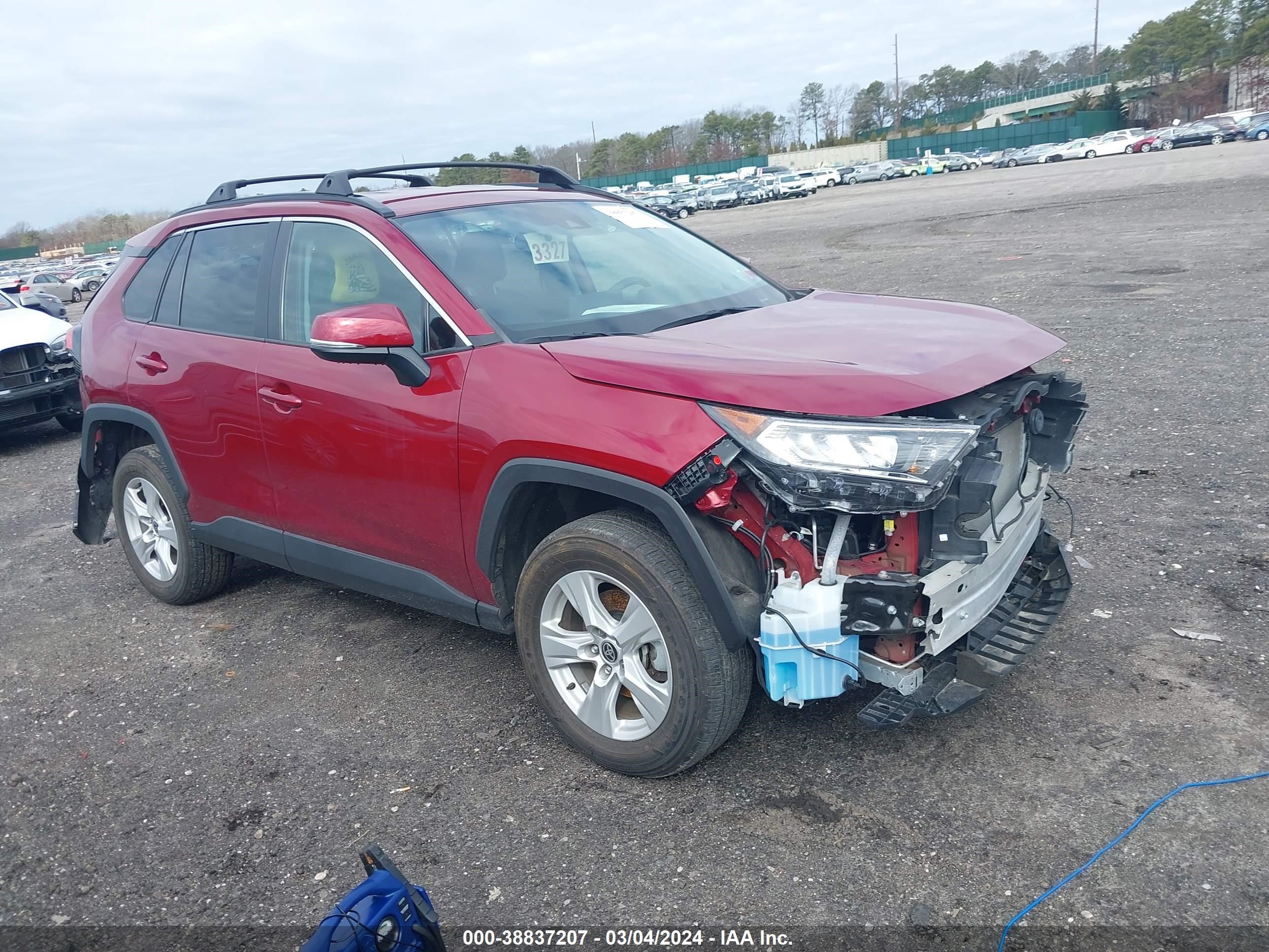 TOYOTA RAV 4 2021 2t3p1rfv1mw228917