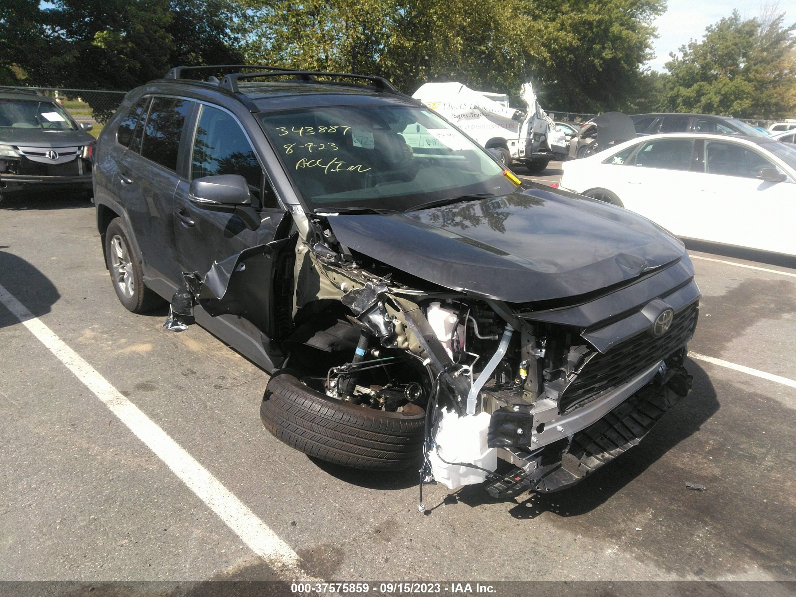 TOYOTA RAV 4 2023 2t3p1rfv1pw380359