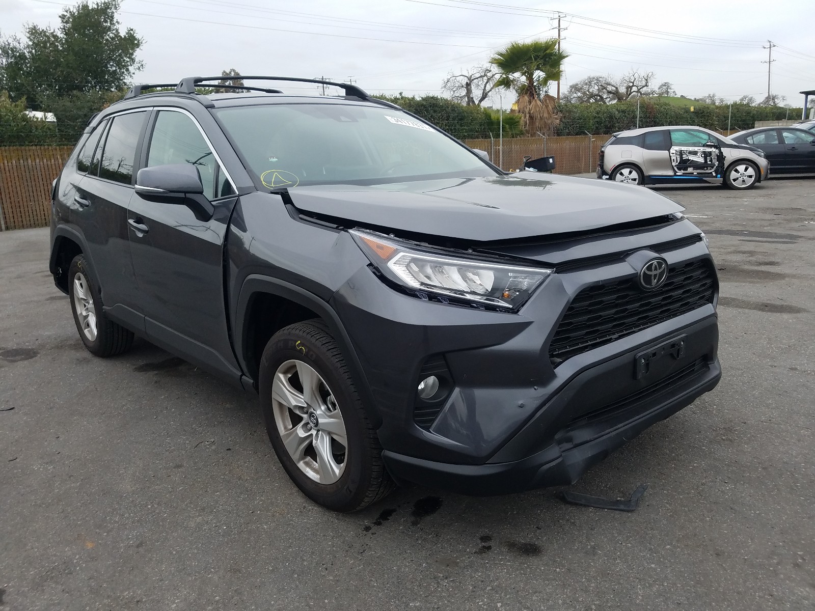 TOYOTA RAV4 XLE 2020 2t3p1rfv3lc113641