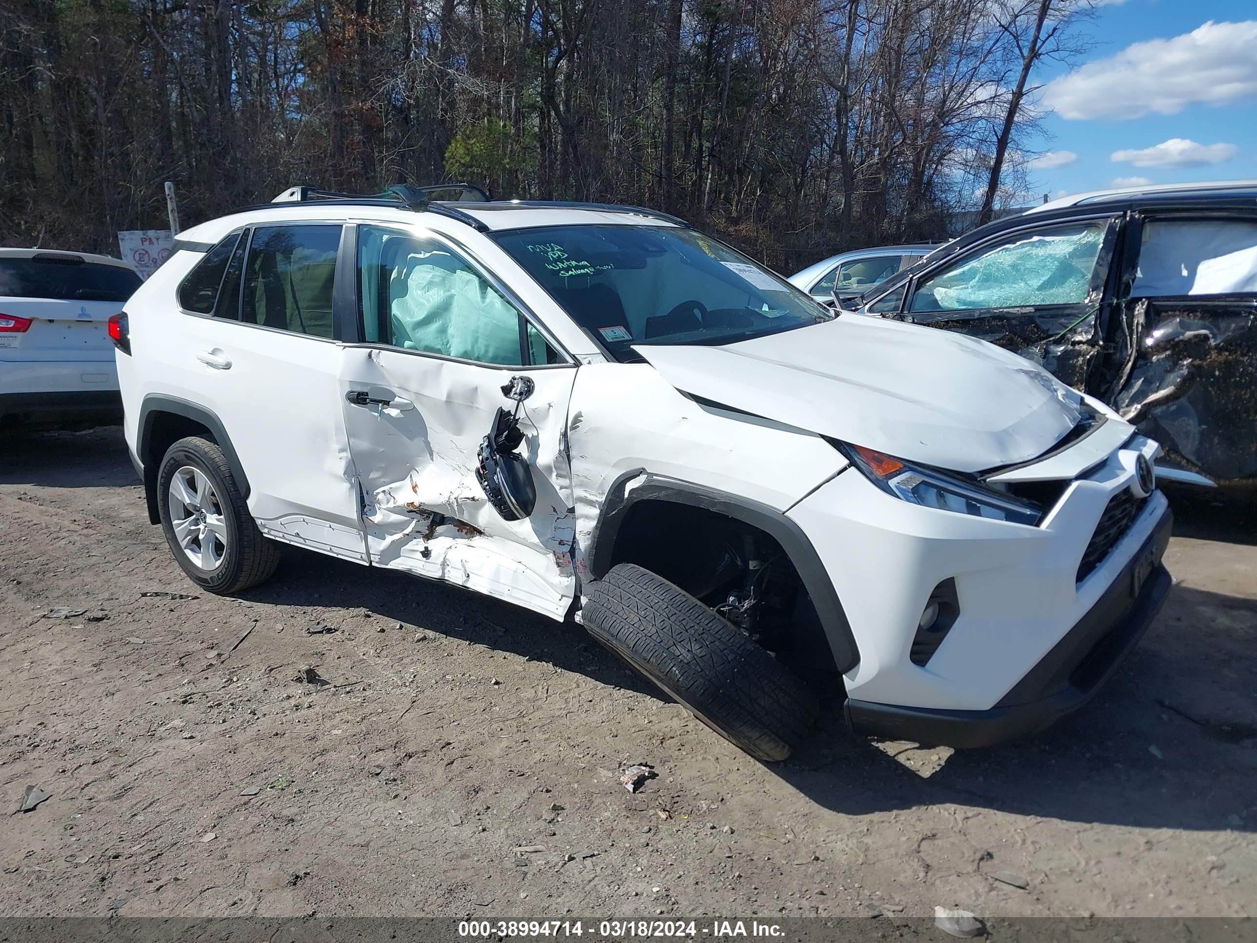 TOYOTA RAV 4 2021 2t3p1rfv4mw182497