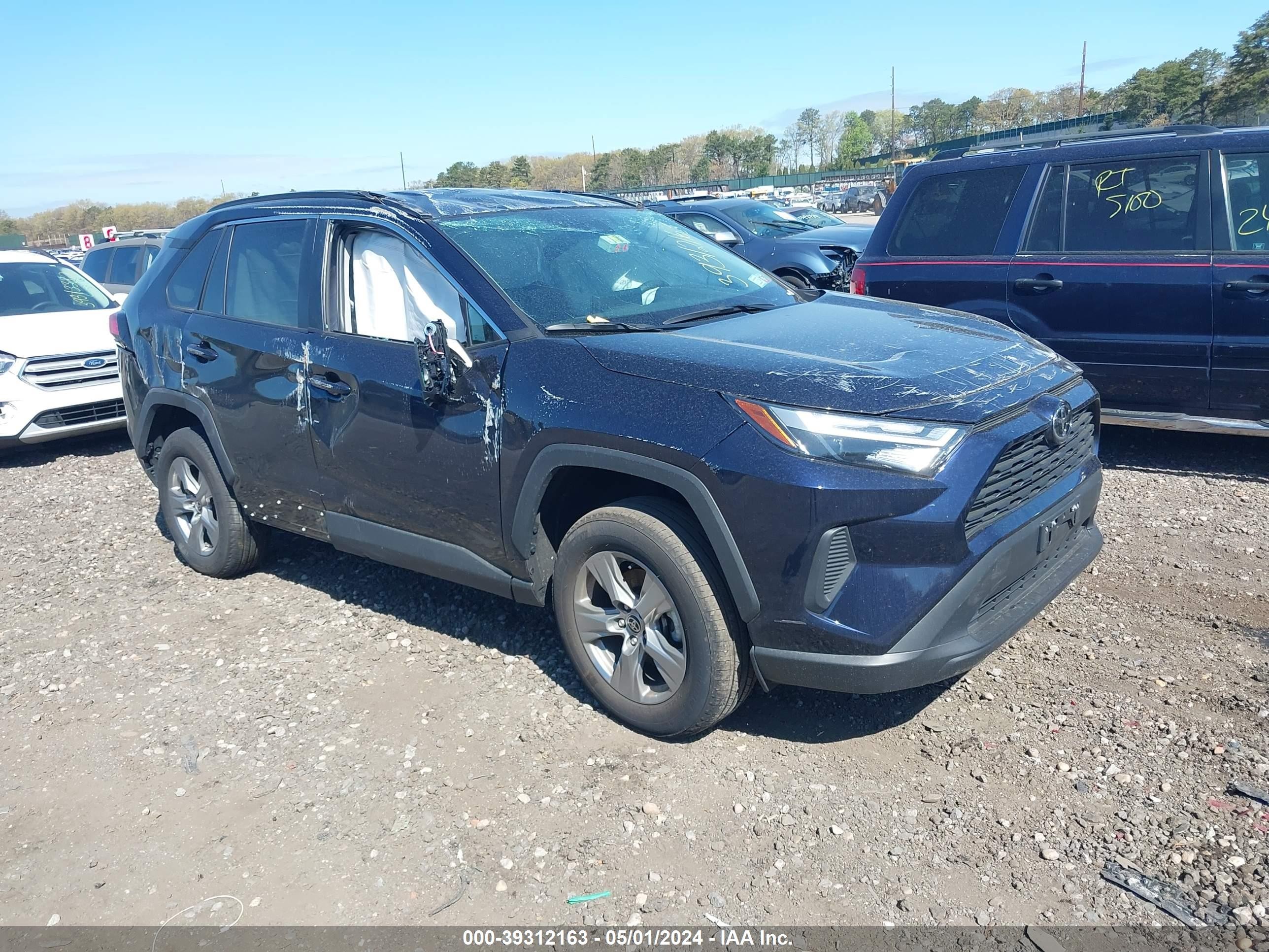 TOYOTA RAV 4 2023 2t3p1rfv4pw370621