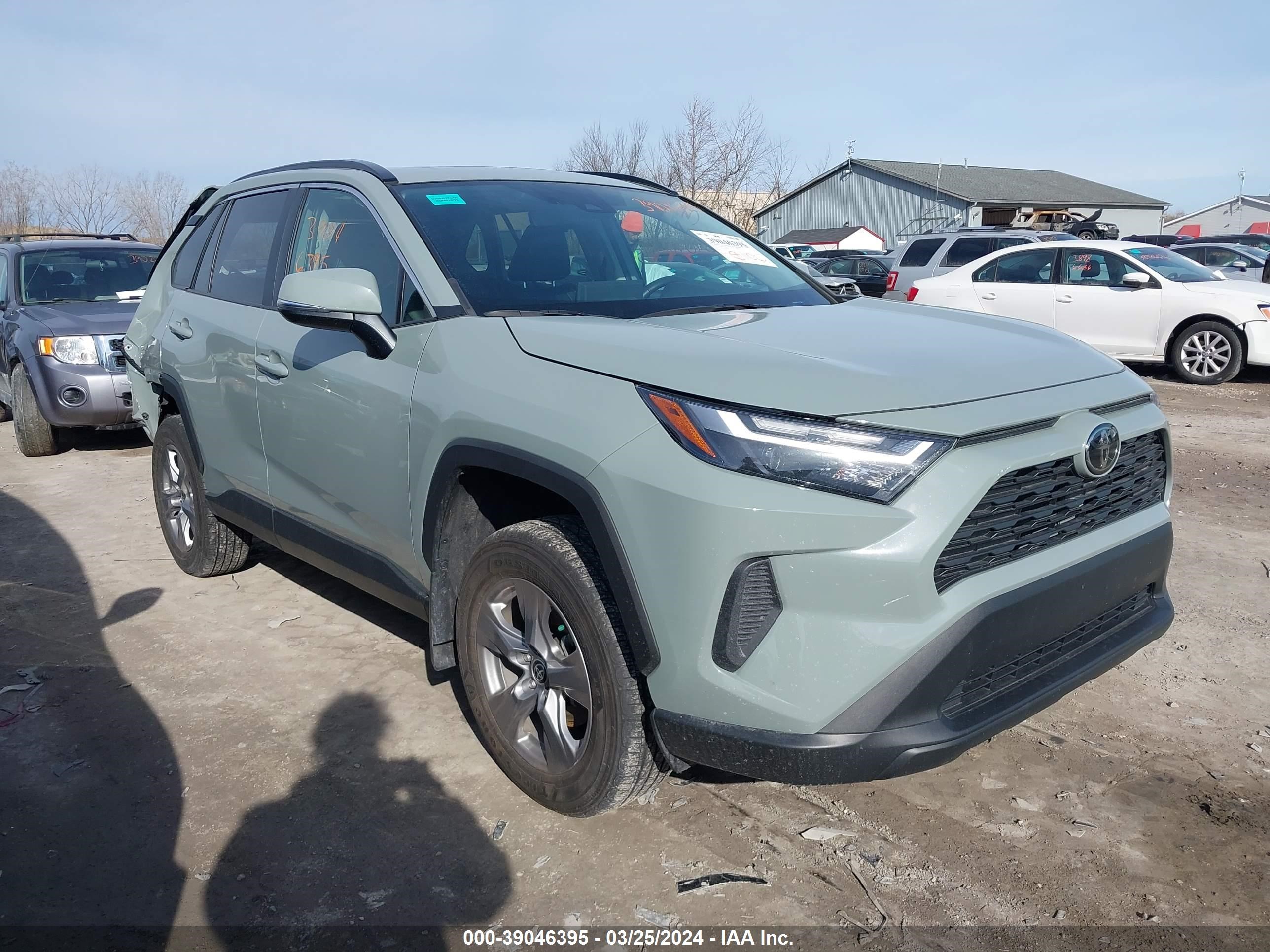 TOYOTA RAV 4 2022 2t3p1rfv5nw253451