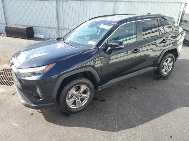 TOYOTA RAV4 XLE 2022 2t3p1rfv6nc273645