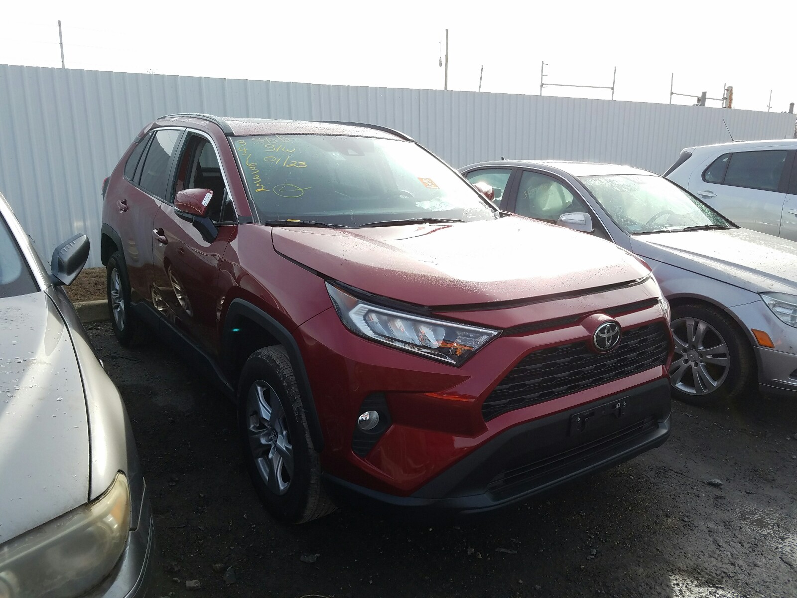 TOYOTA RAV4 XLE 2021 2t3p1rfv7mw165368