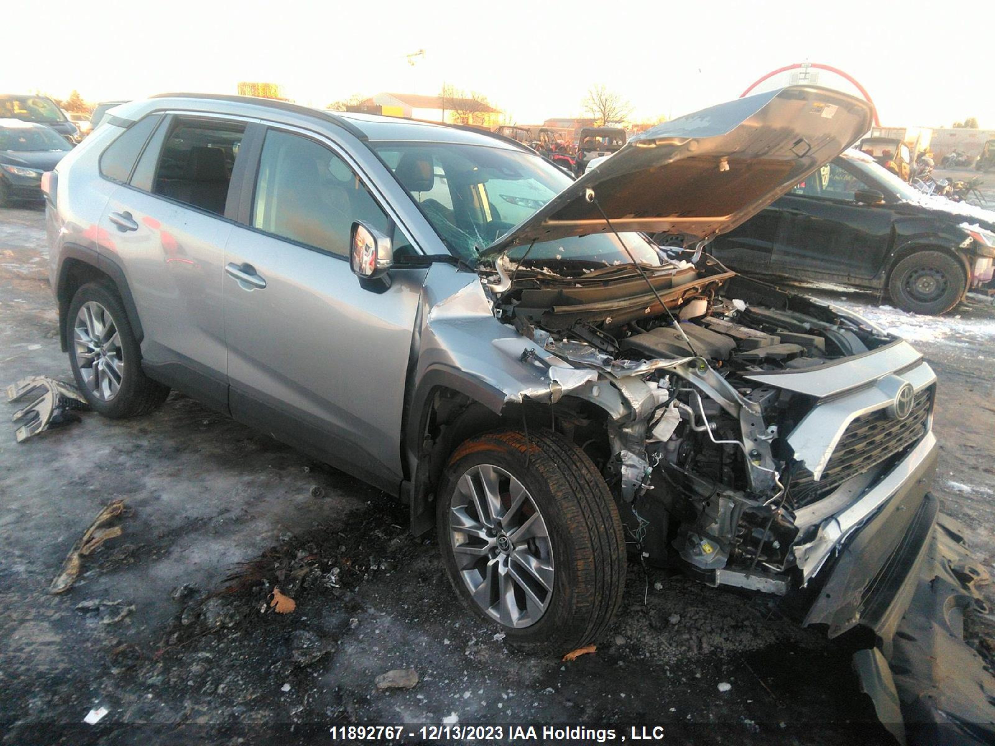 TOYOTA RAV 4 2022 2t3r1rfv2nc298485