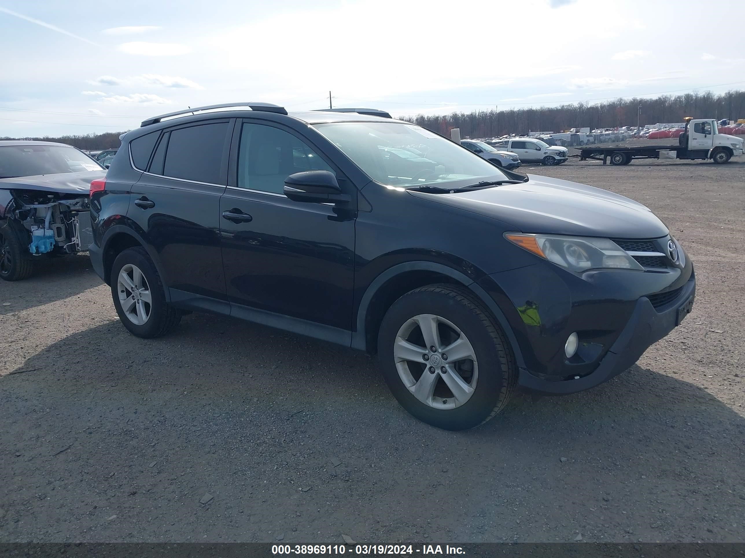 TOYOTA RAV 4 2013 2t3rfrev0dw084336