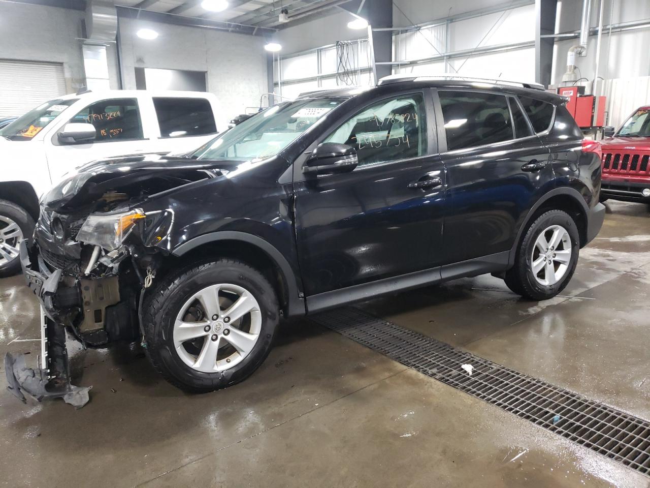 TOYOTA RAV 4 2014 2t3rfrev0ew229196