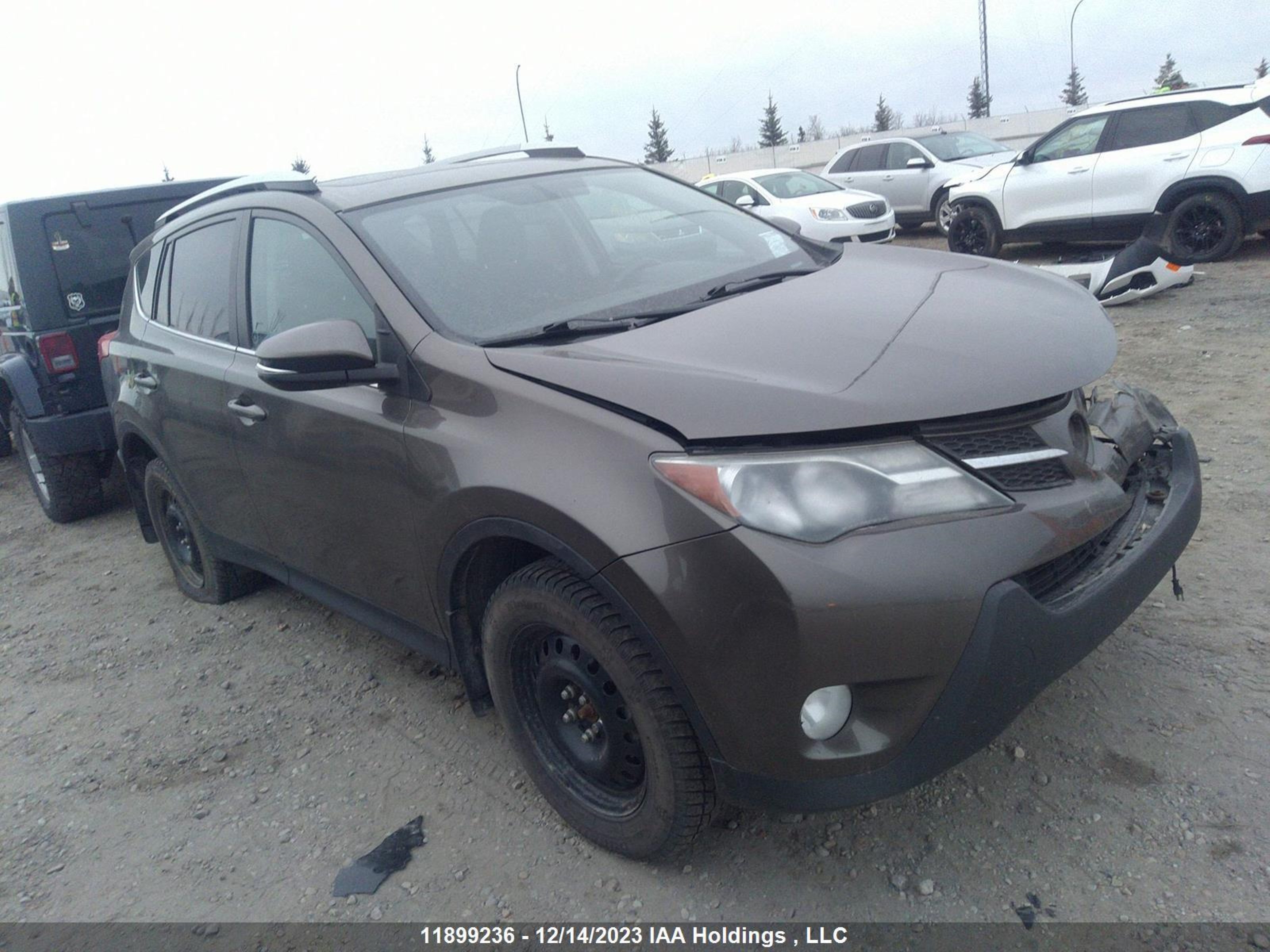 TOYOTA RAV 4 2015 2t3rfrev0fw257825