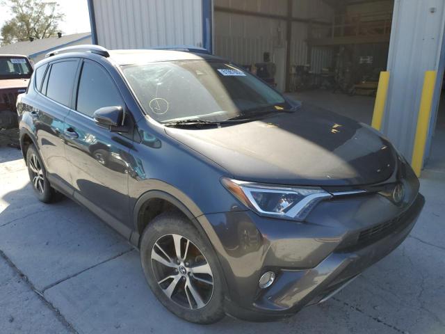 TOYOTA RAV4 XLE 2017 2t3rfrev0hw654275