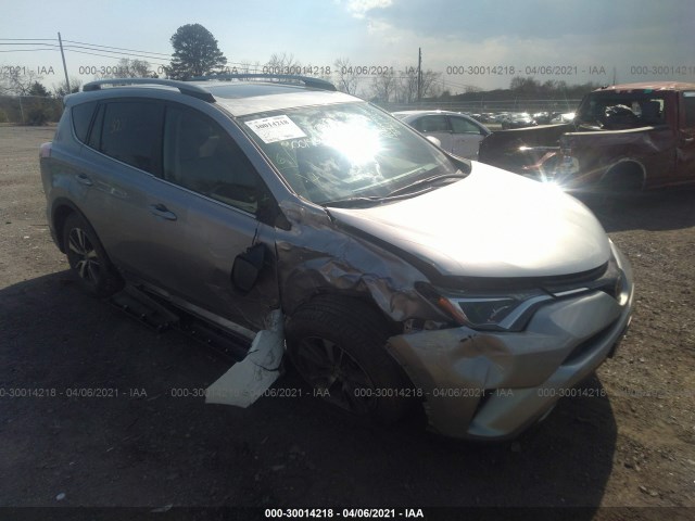 TOYOTA RAV4 2017 2t3rfrev0hw661890