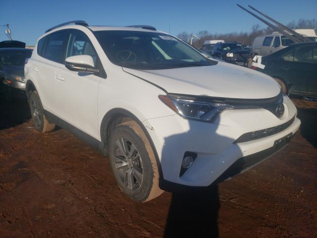 TOYOTA RAV4 XLE 2017 2t3rfrev0hw677491