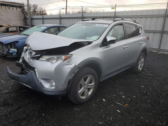 TOYOTA RAV4 XLE 2014 2t3rfrev1ew210057