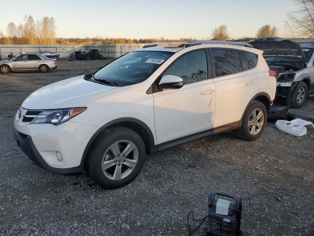 TOYOTA RAV4 XLE 2015 2t3rfrev1fw326747