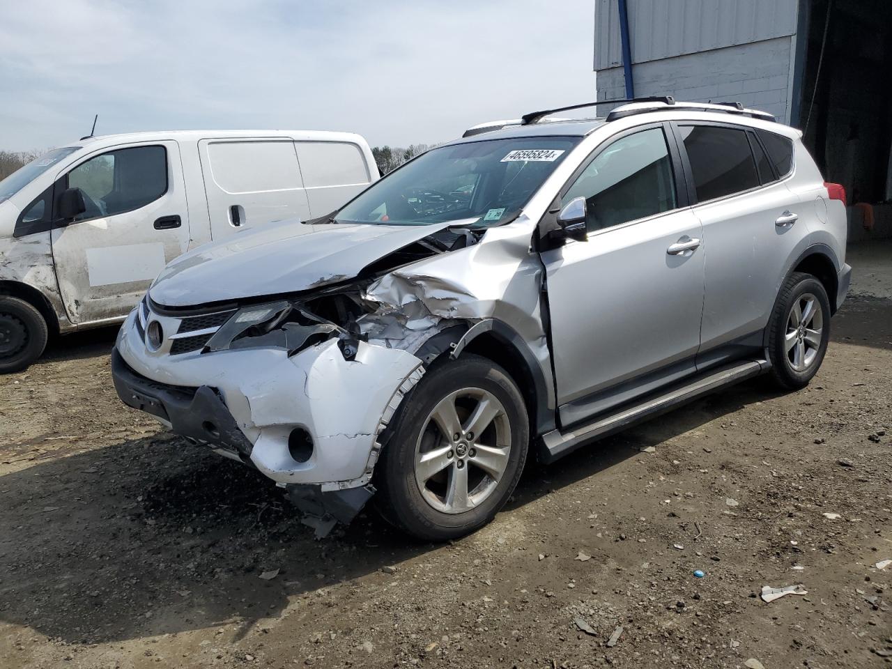 TOYOTA RAV 4 2015 2t3rfrev1fw348697