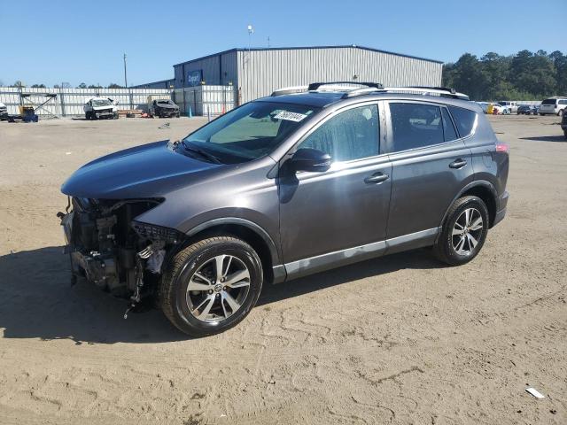 TOYOTA RAV4 XLE 2017 2t3rfrev1hw563127