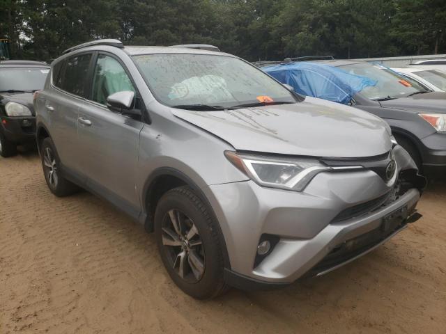 TOYOTA RAV4 XLE 2017 2t3rfrev1hw614951