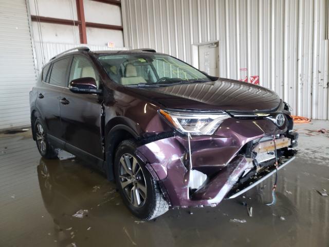 TOYOTA RAV4 XLE 2017 2t3rfrev1hw624086