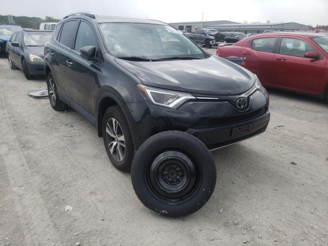 TOYOTA RAV4 XLE 2017 2t3rfrev1hw637386