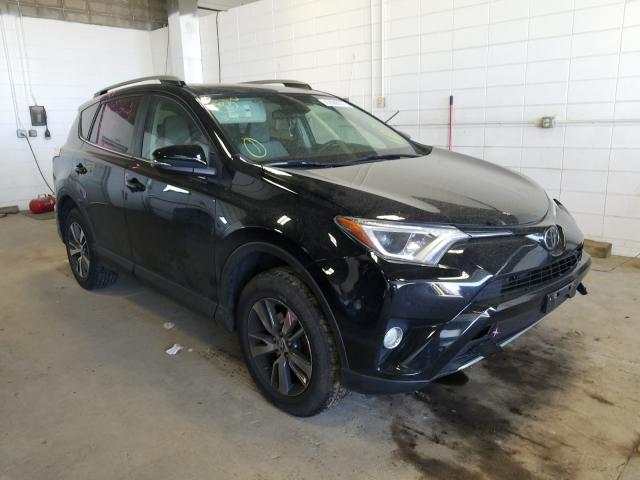 TOYOTA RAV4 XLE 2017 2t3rfrev1hw641714