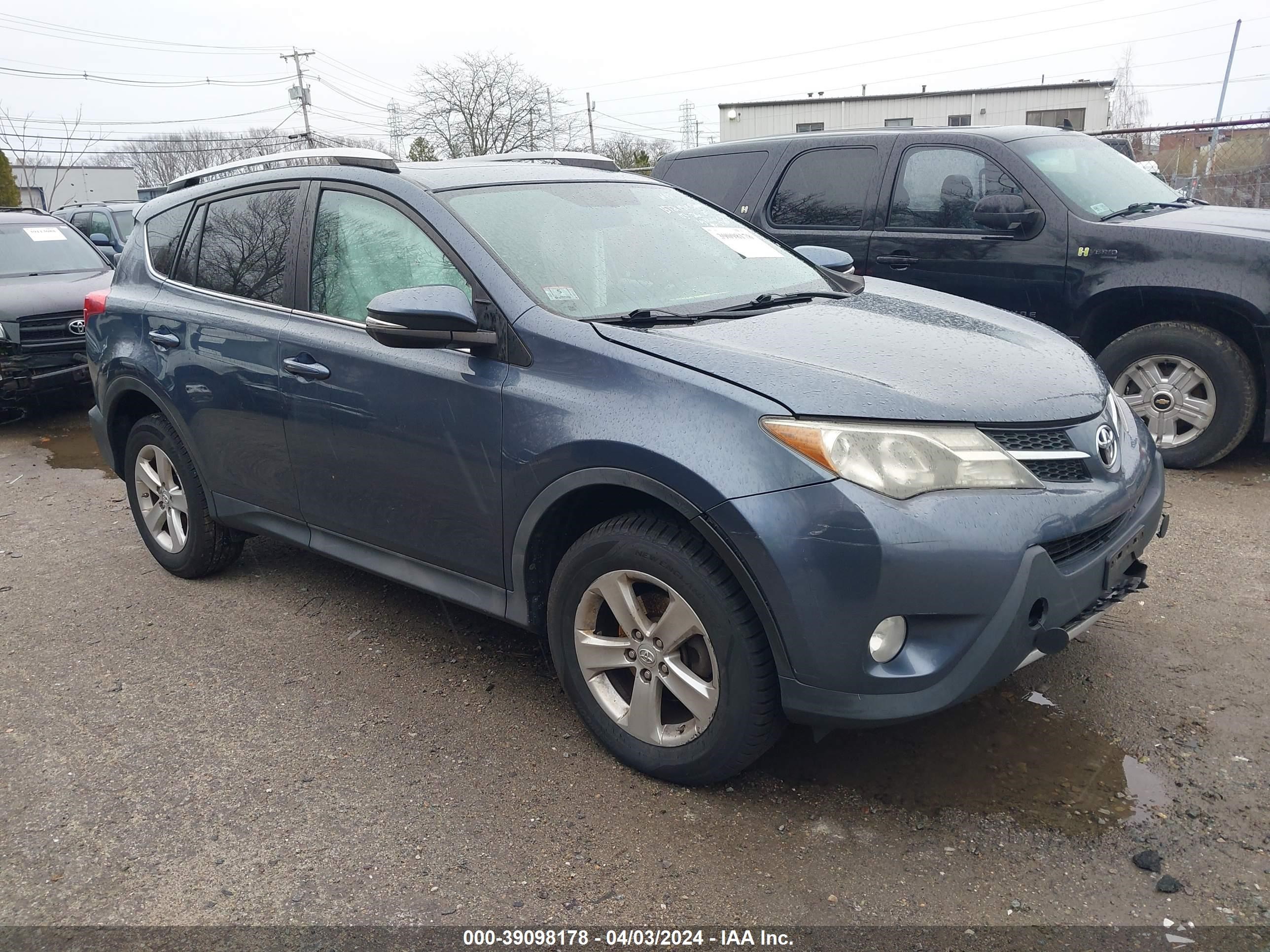 TOYOTA RAV 4 2013 2t3rfrev2dw104313