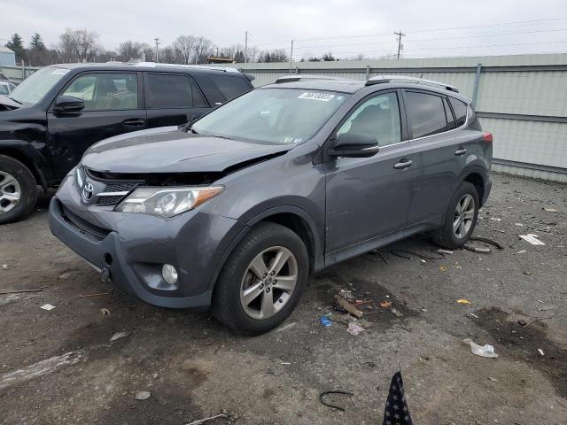 TOYOTA RAV4 XLE 2015 2t3rfrev2fw233395