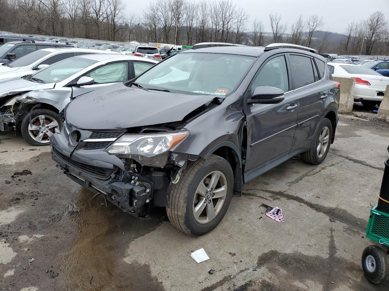 TOYOTA RAV 4 2015 2t3rfrev2fw345808