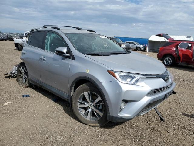 TOYOTA RAV4 XLE 2017 2t3rfrev2hw590109