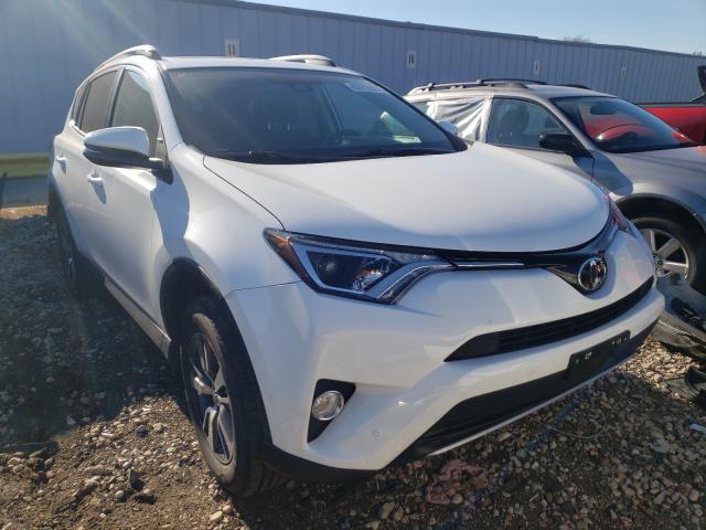 TOYOTA RAV4 XLE 2017 2t3rfrev2hw625649