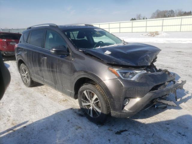 TOYOTA RAV4 XLE 2017 2t3rfrev2hw628468